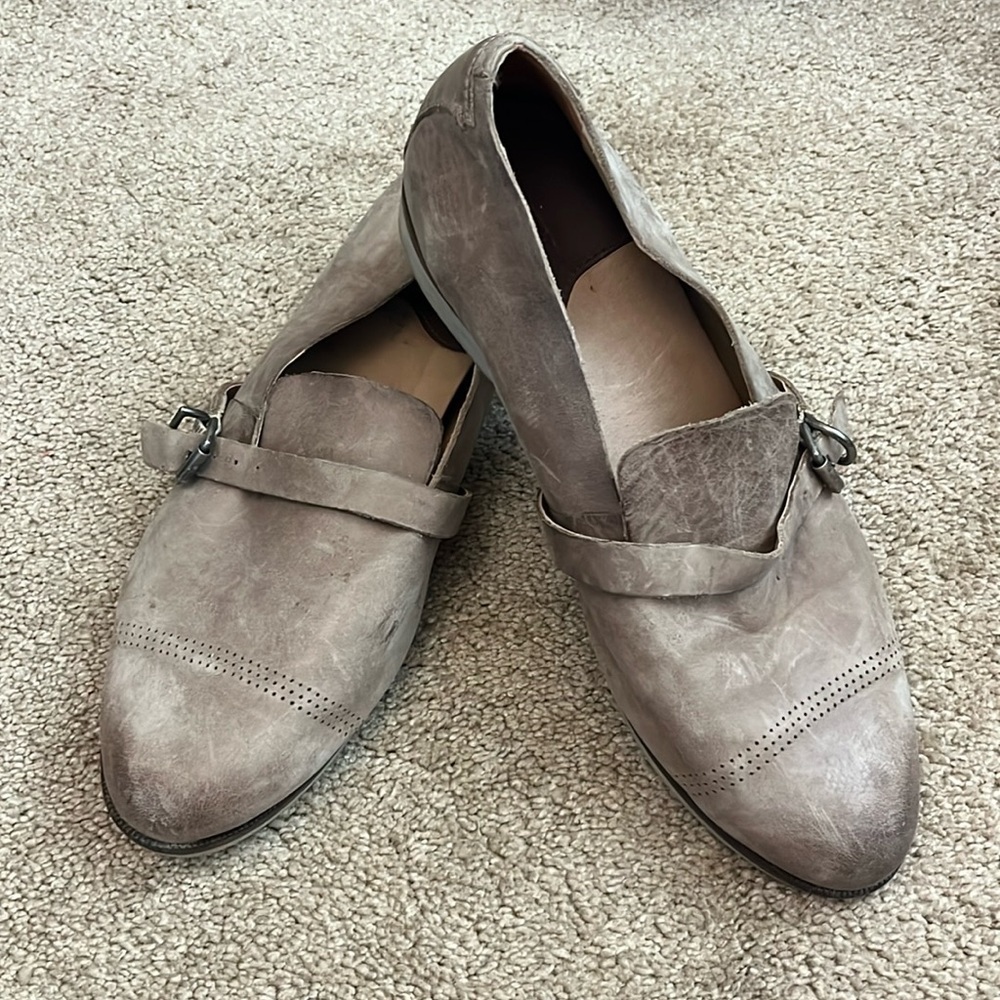Olukai Haili women’s shoes size 10